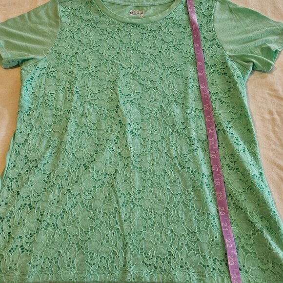 Basic Edition Green Top - Picture 2 of 6